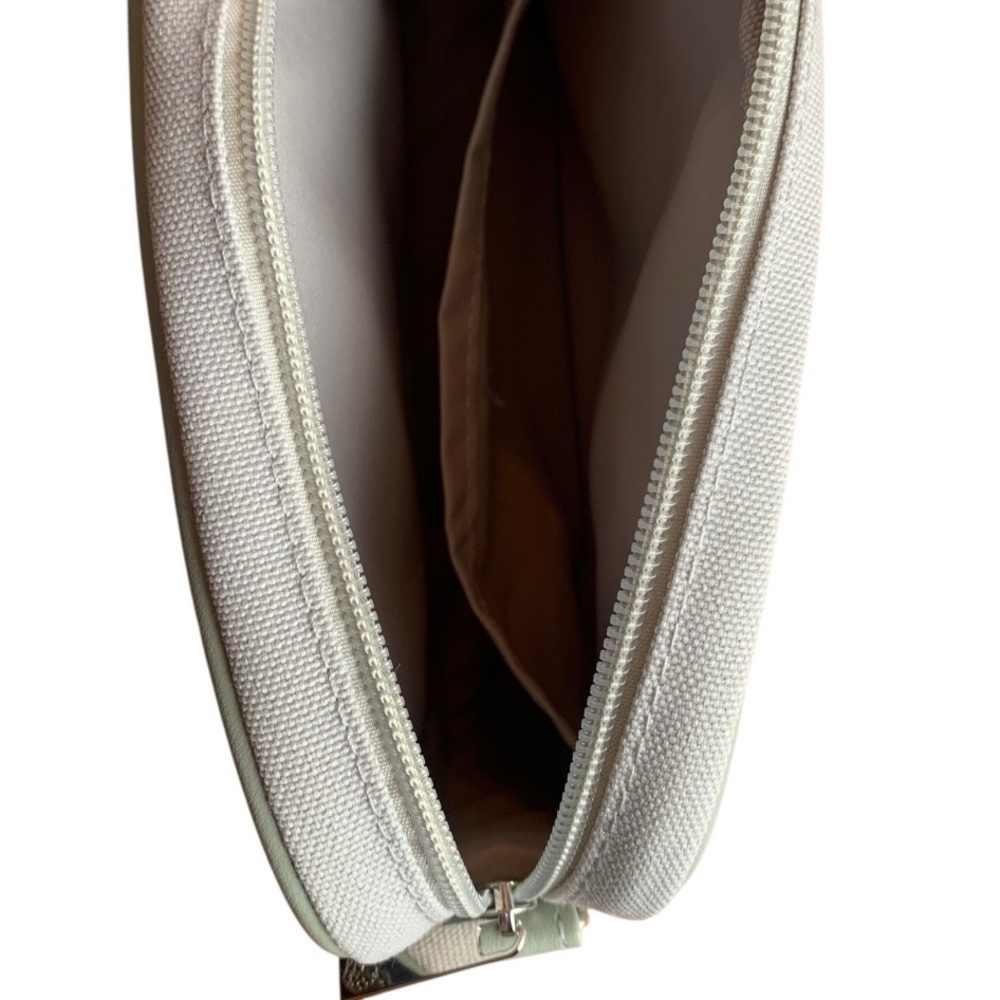 Brand New Maison Kitsuné Sage Green Colab Travel Bag With Strap & Accessories - Picture 6 of 11